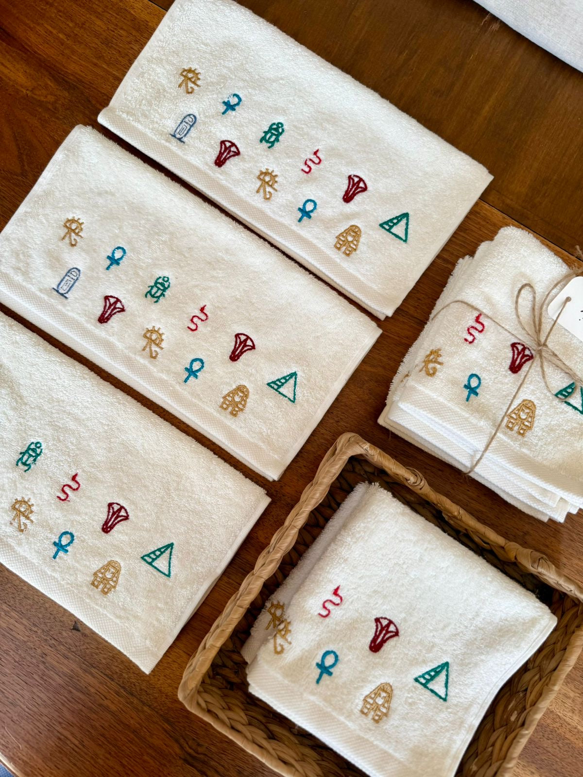 Charms of Egypt Towels set