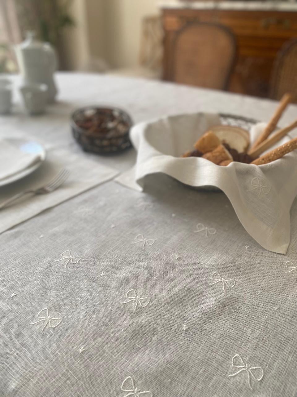 Embroidered Ribbon Bow Tablecloth