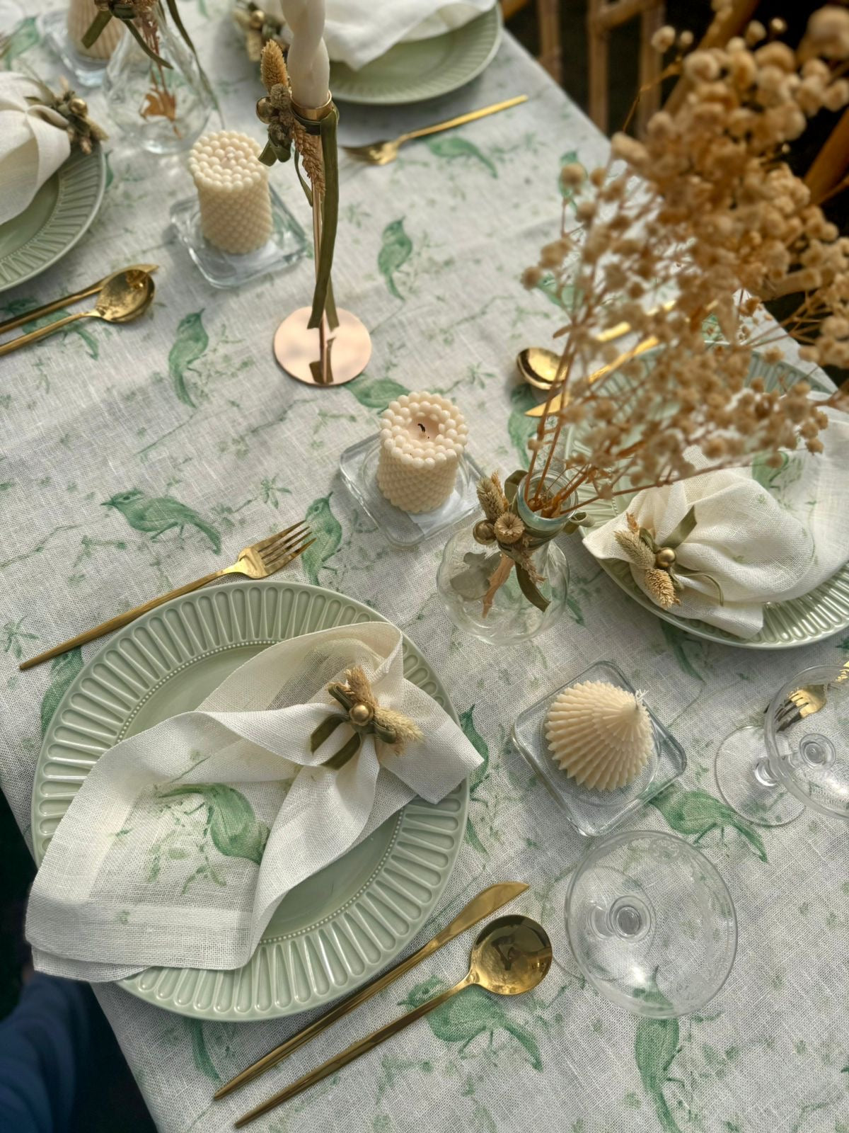 Green Birds Christmas Tablecloth