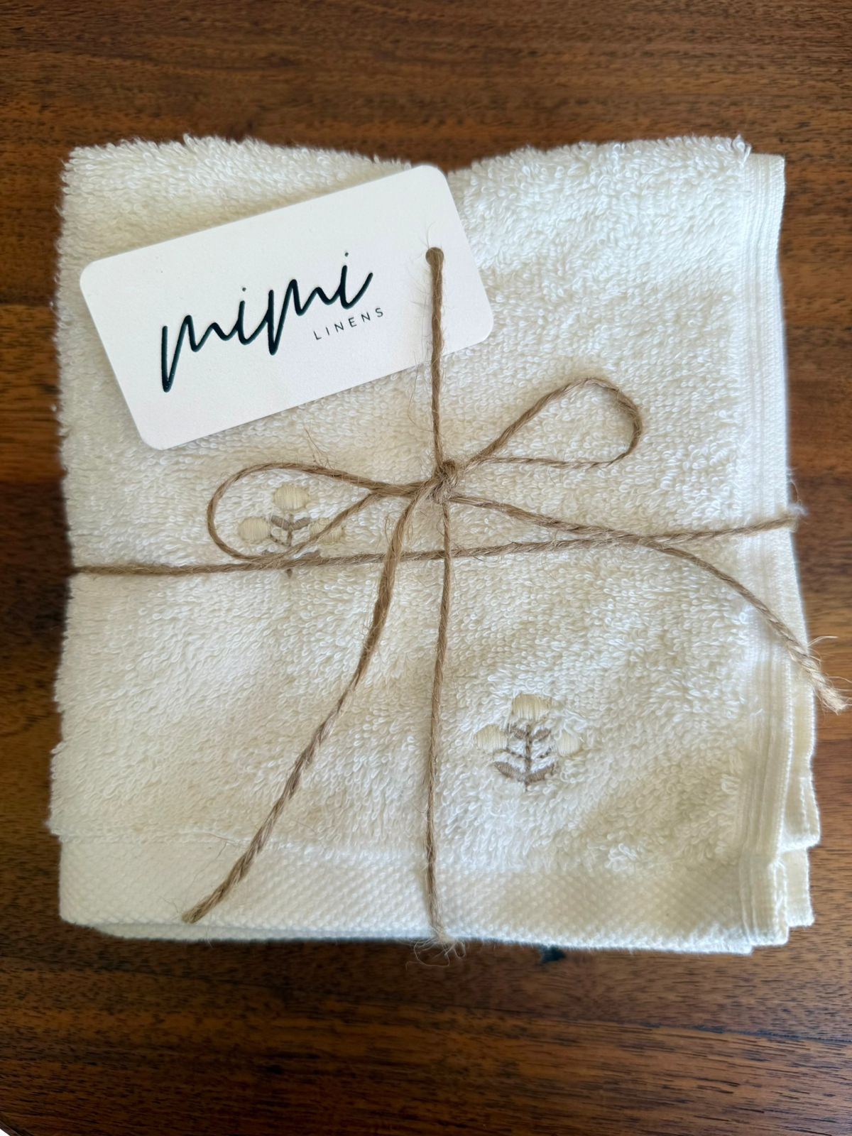 Embroidered Florelle Towels Set