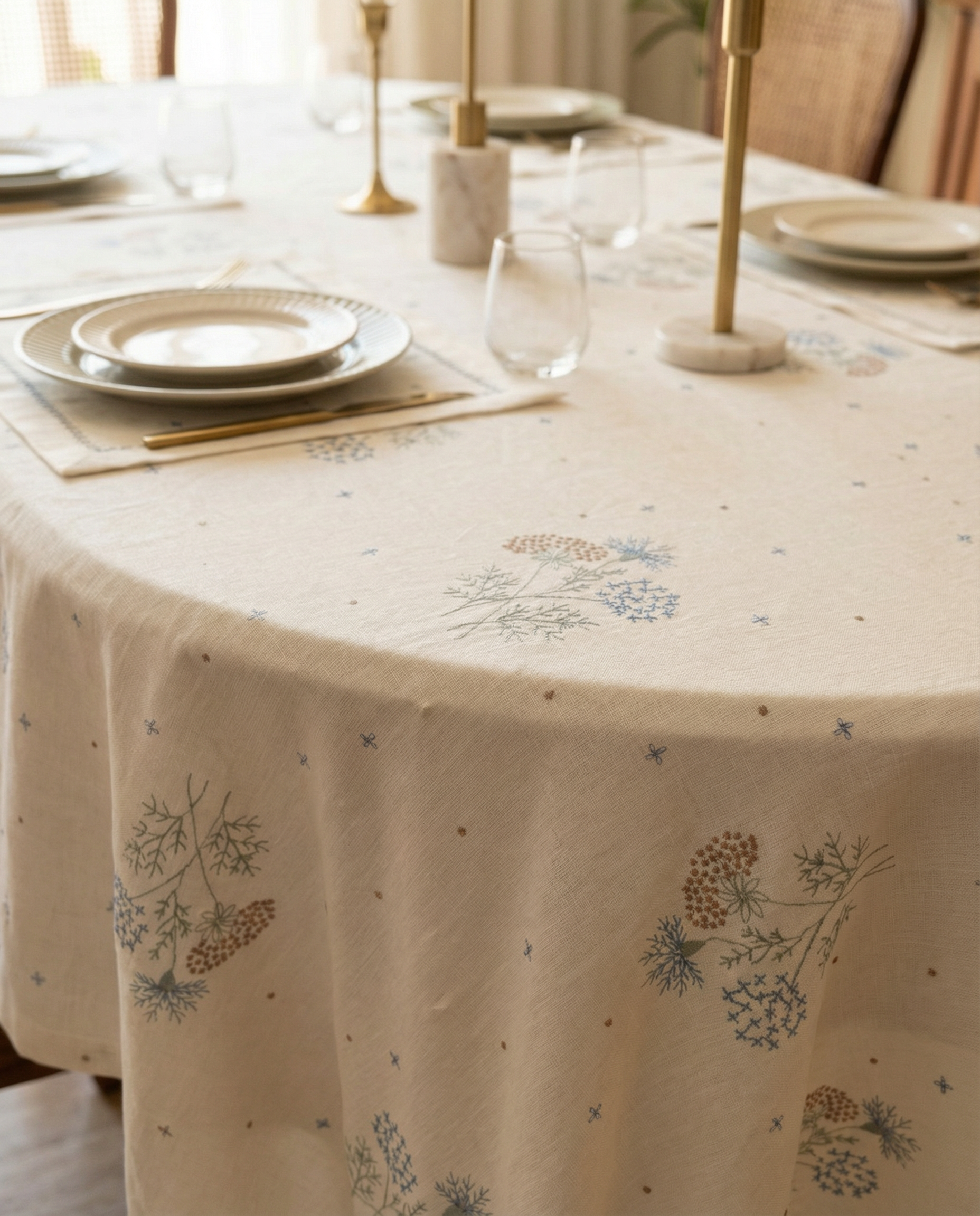 Le Bouquet Tablecloth