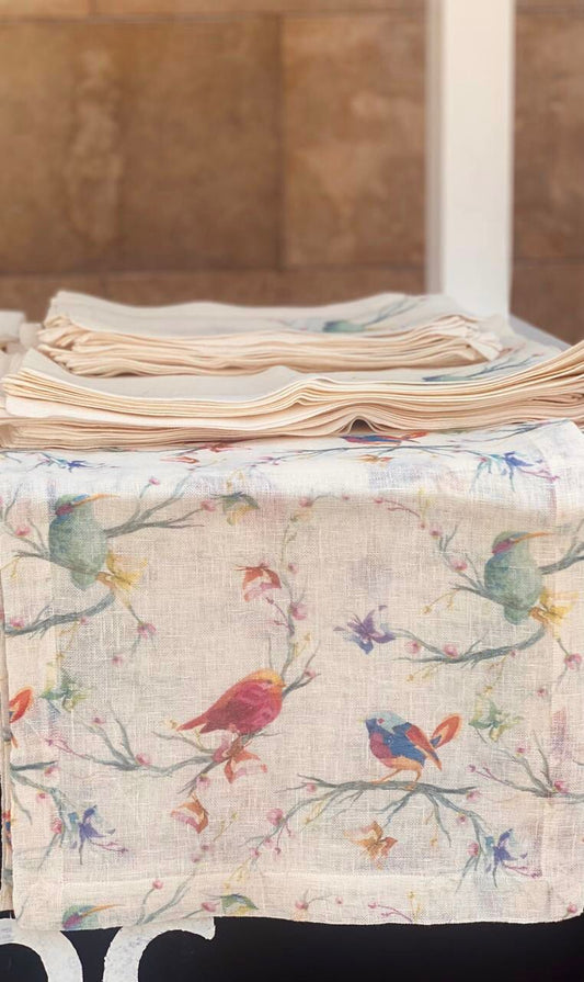 Printed Chinoiserie birds Table Runner