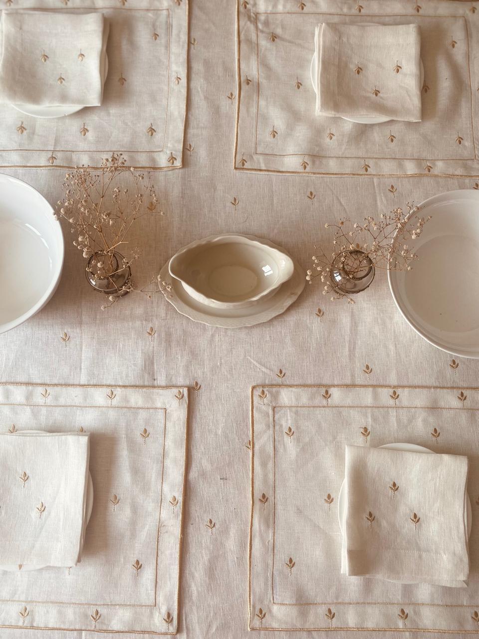 Embriodered Bella Placemat