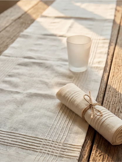 Maison Plissé Table Runner